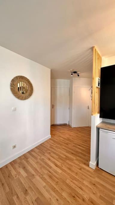 Villeurbanne • T2 Fraternite • Hostisy Eksteriør bilde