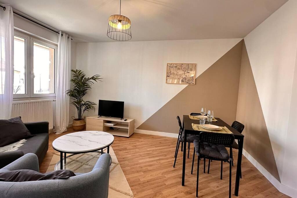 Villeurbanne • T2 Fraternite • Hostisy Eksteriør bilde